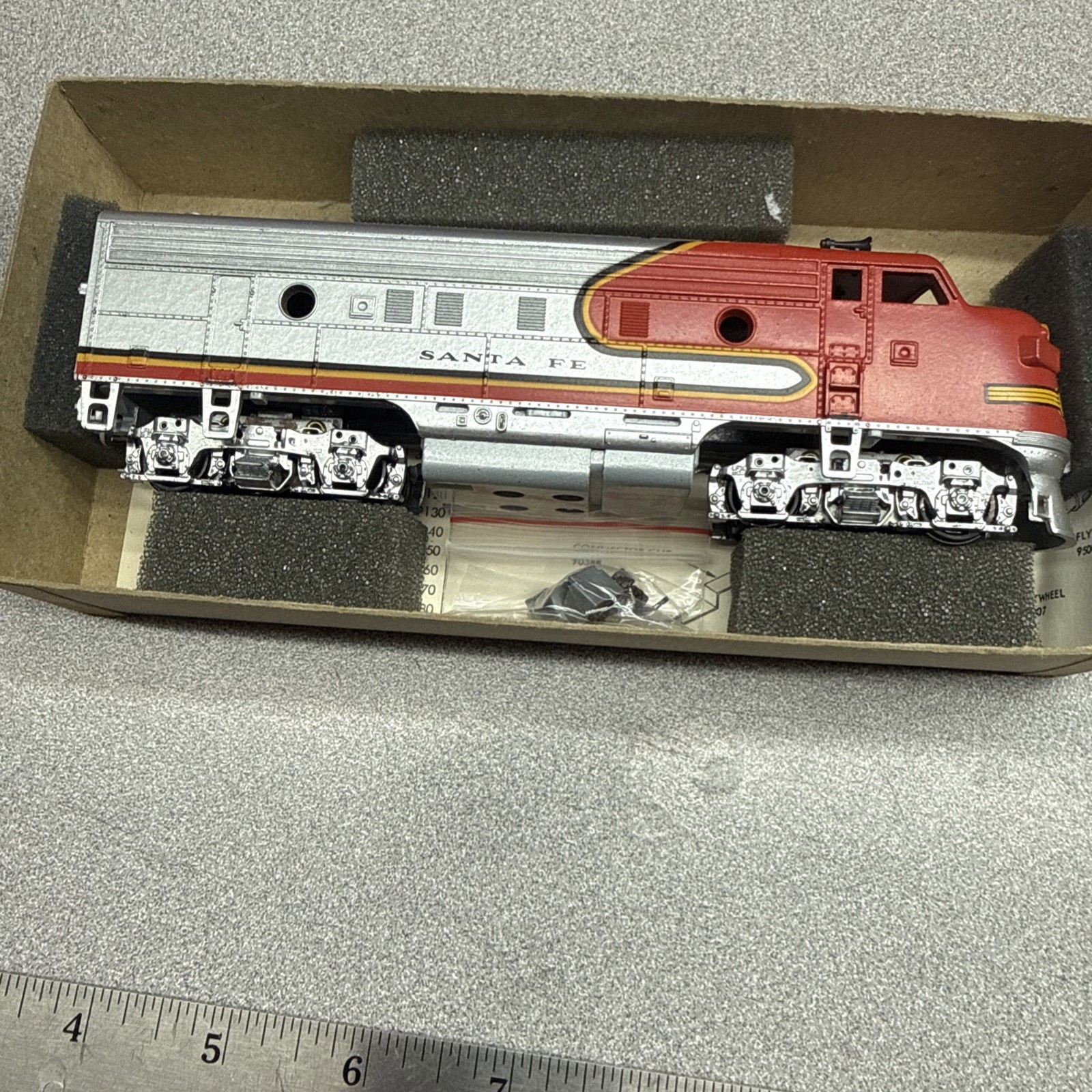Athearn HO Santa Fe F7A Dummy Blue Box Warbonnet Assembled w/Box Vintage