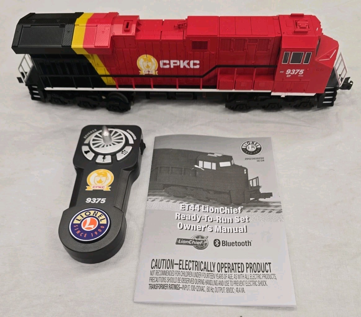 LIONEL LIONCHIEF 5.0 CPKC ET44 #9375 DIESEL LOCOMOTIVE Tested