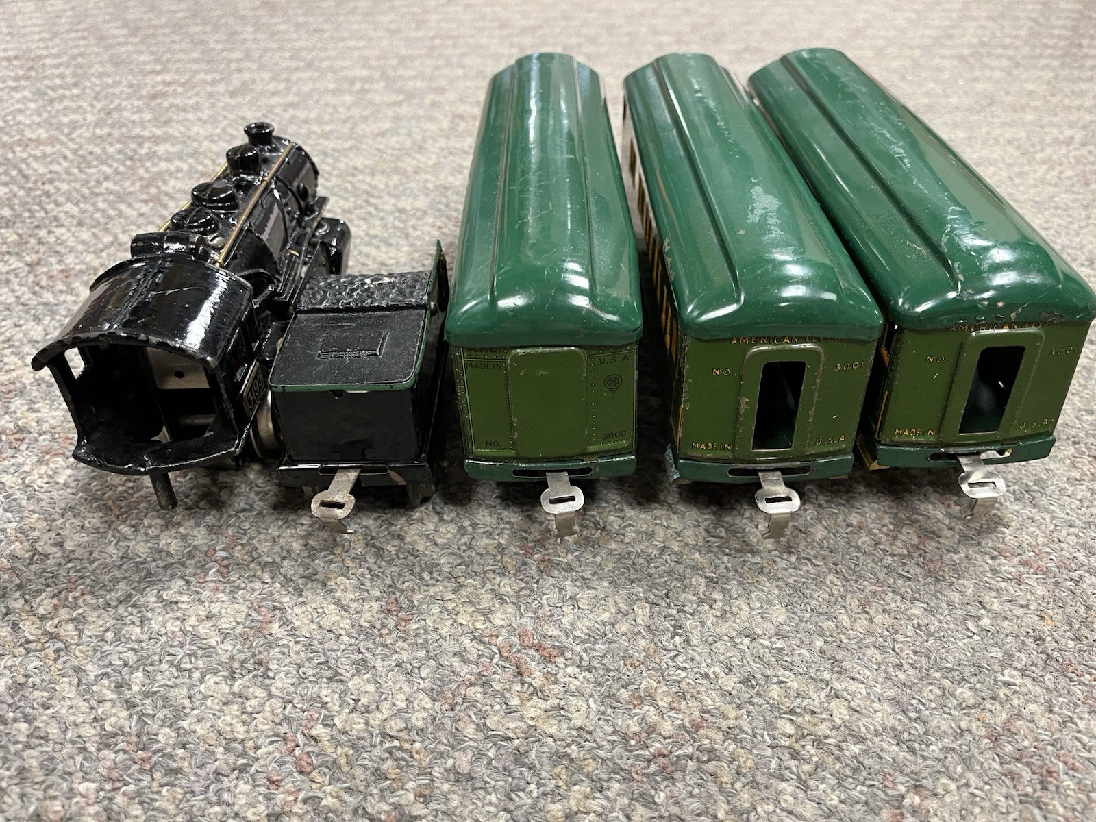 + American Flyer O Cast Iron #3195 Locomotive & Tender 3 Car Green Passenger Set