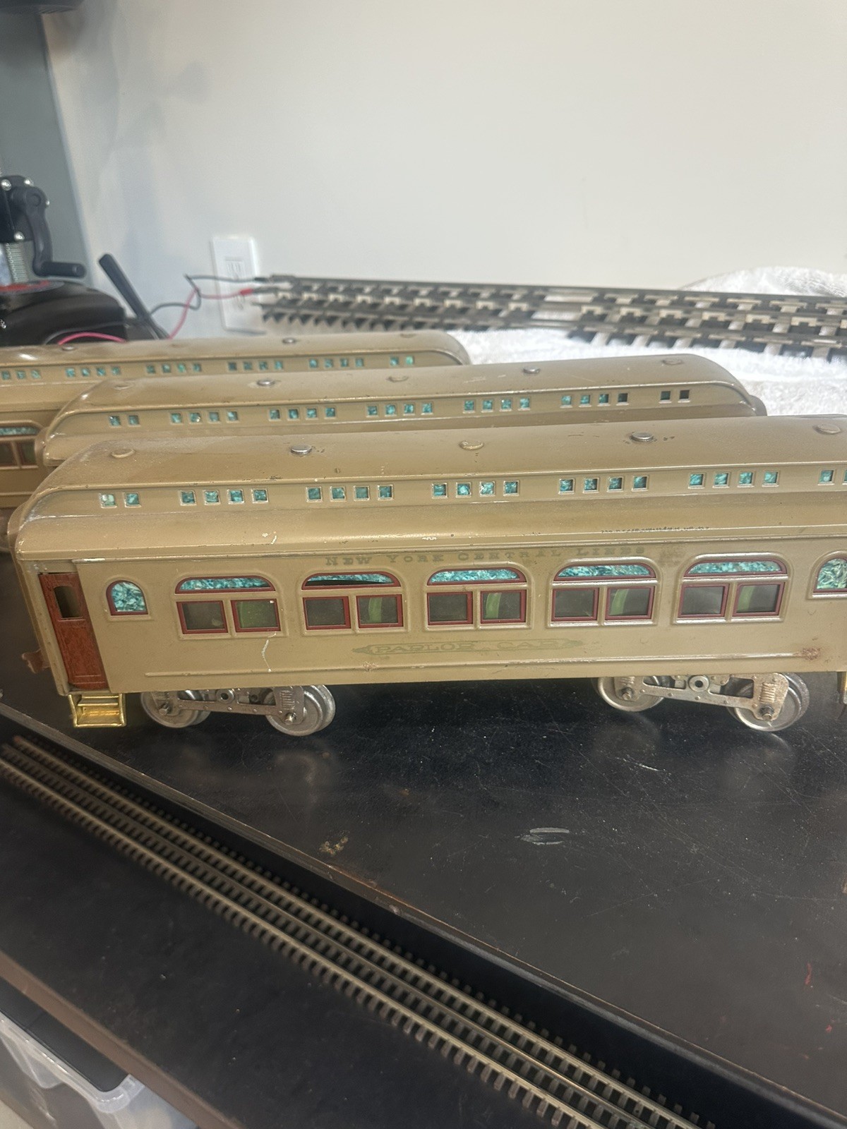 Lionel 402, 418, 419, 490 Passenger Set Standard Gauge, Runs and Lights Work!