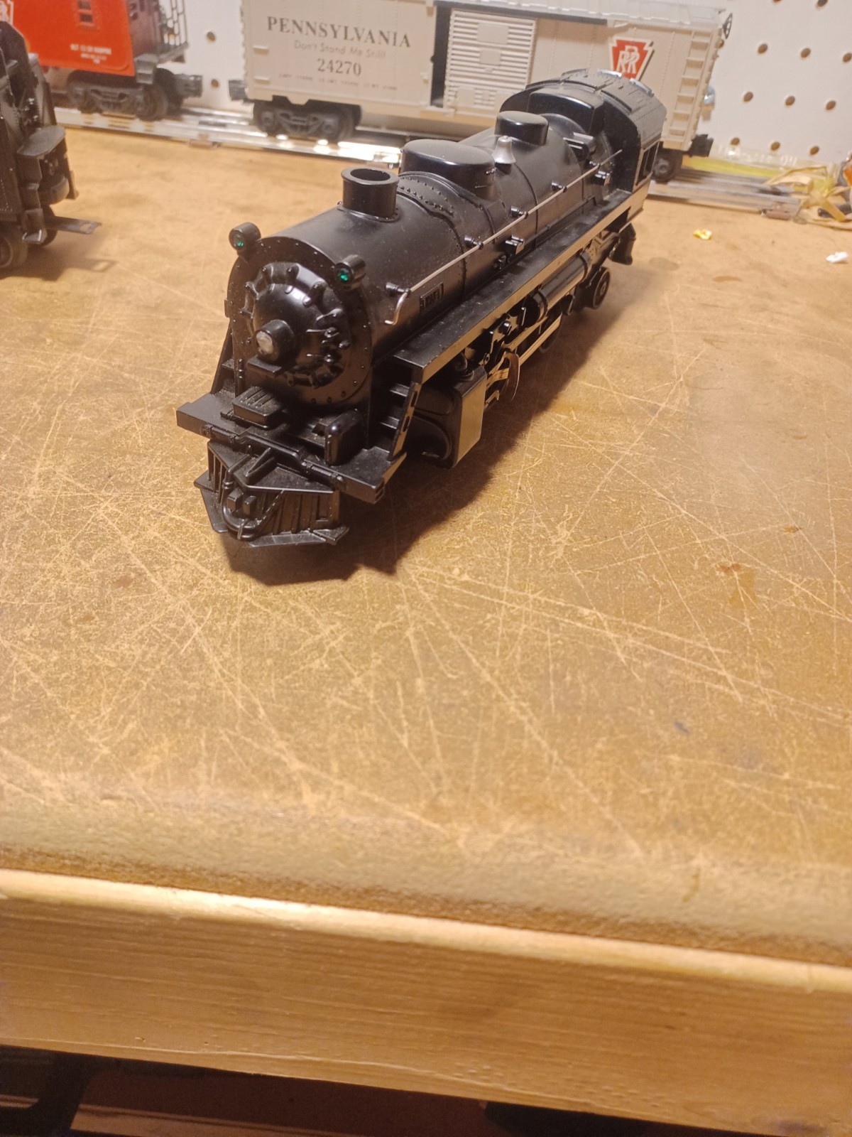 Lionel Cast Metal Steam Engine and Tender and Cars and Caboose O Gauge