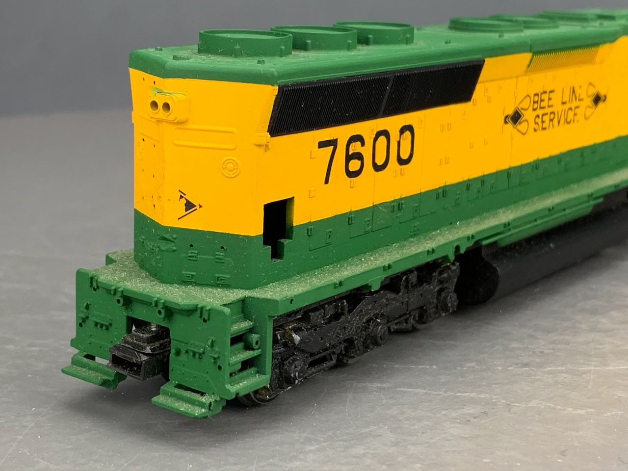 HO Athearn Custom SD45 Diesel Locomotive Reading Bee Line #4600 w/KDs HO8530