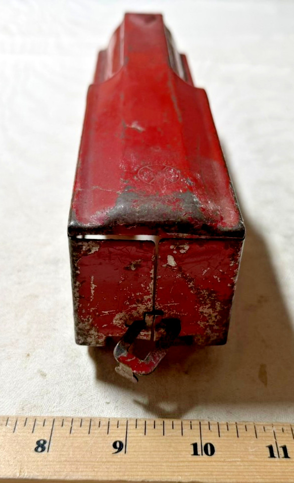 Marx Lumar Lines Red Floortoy Train Engine Stamped Steel – complete (#1)
