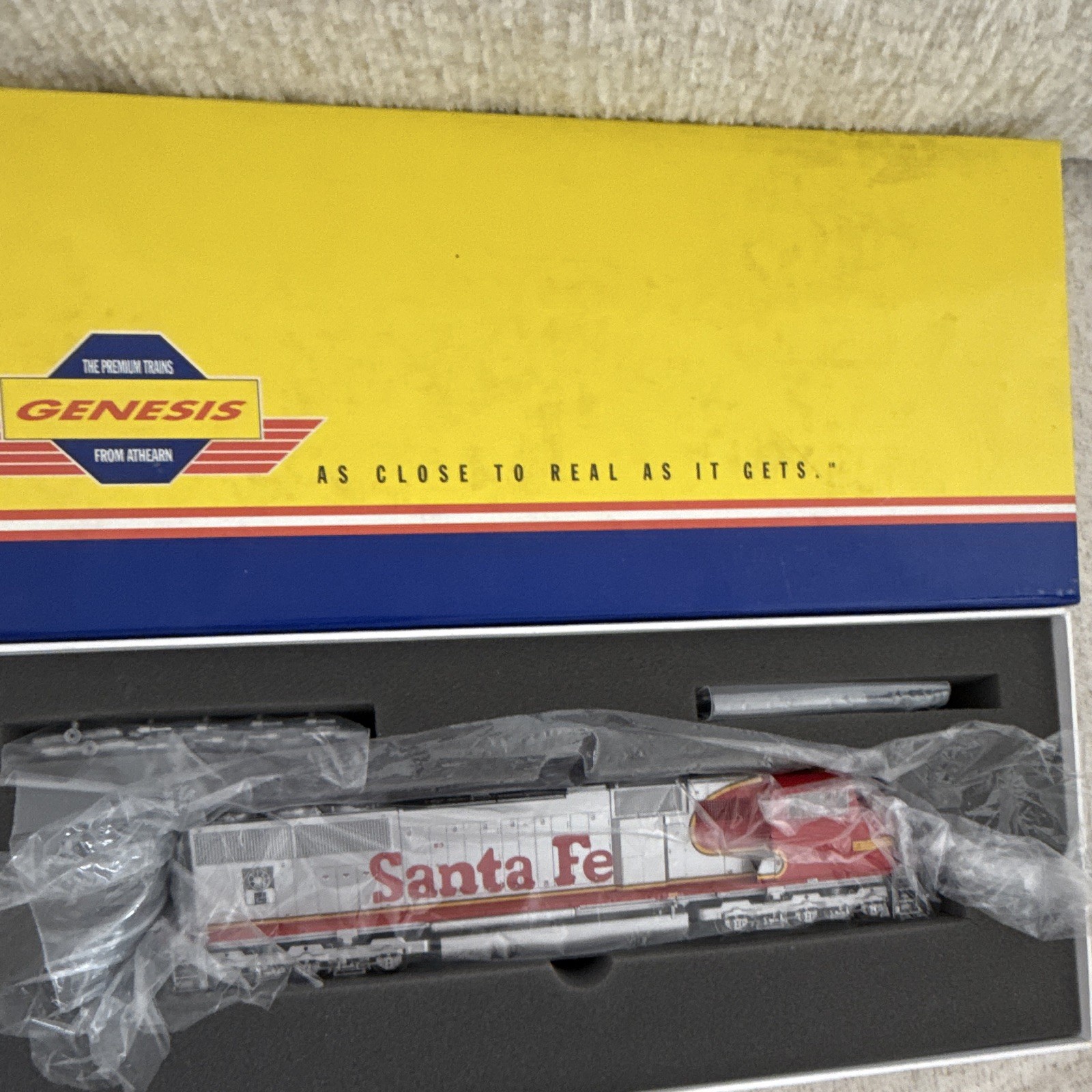 Athearn Genesis HO Santa Fe SD75M Diesel Locomotive G6139 DC Analog