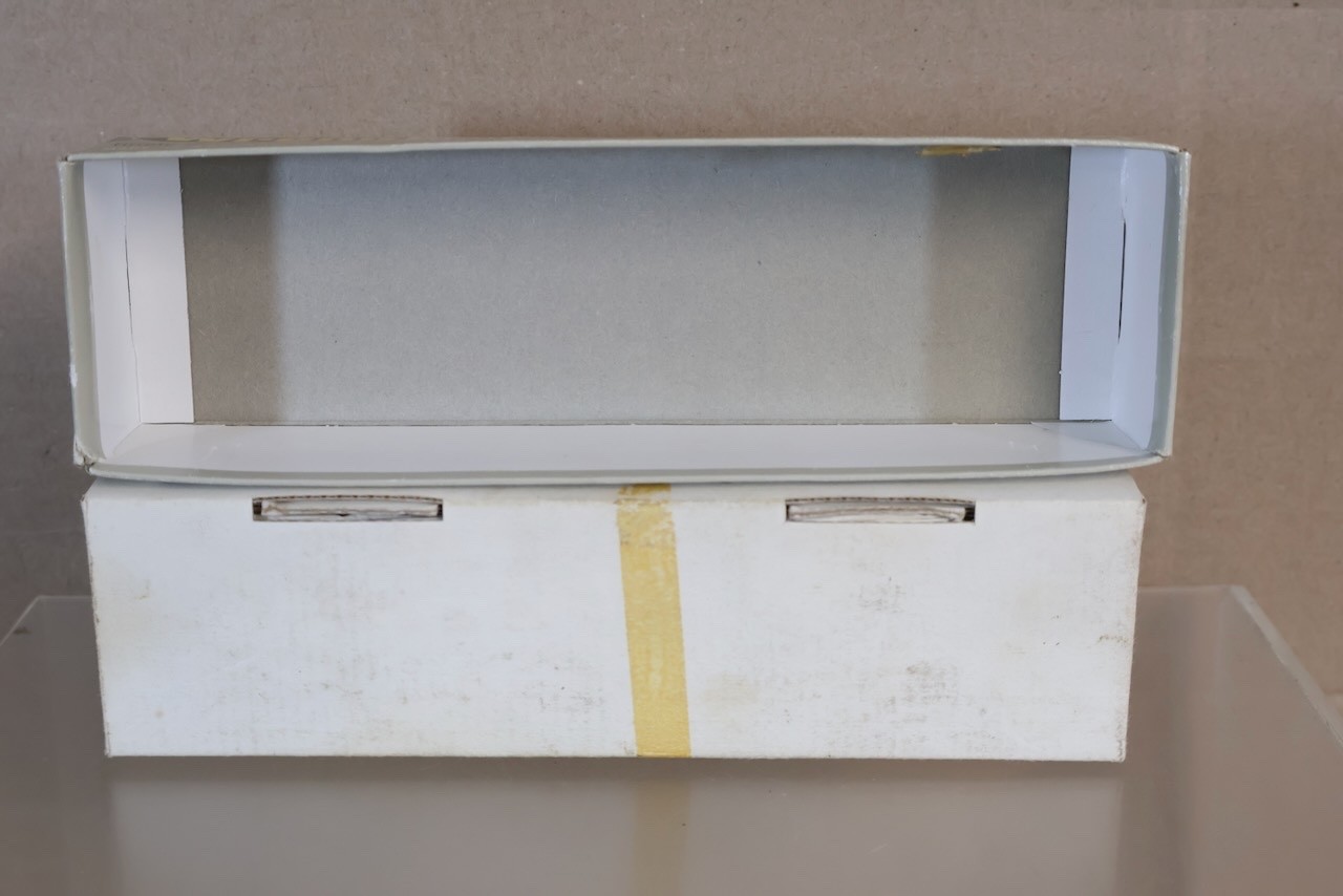 WRENN W2218 EMPTY BOX for BR 2-6-4 STANDARD CLASS 4MT TANK LOCOMOTIVE 80033 om