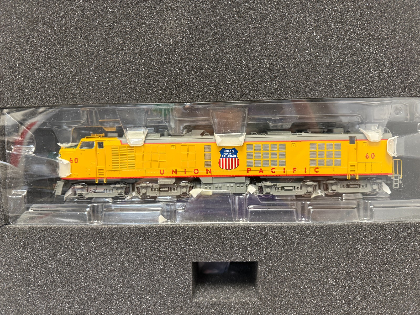 Athearn 88662 HO Union Pacific #60 Veranda Turbine – DCC Ready