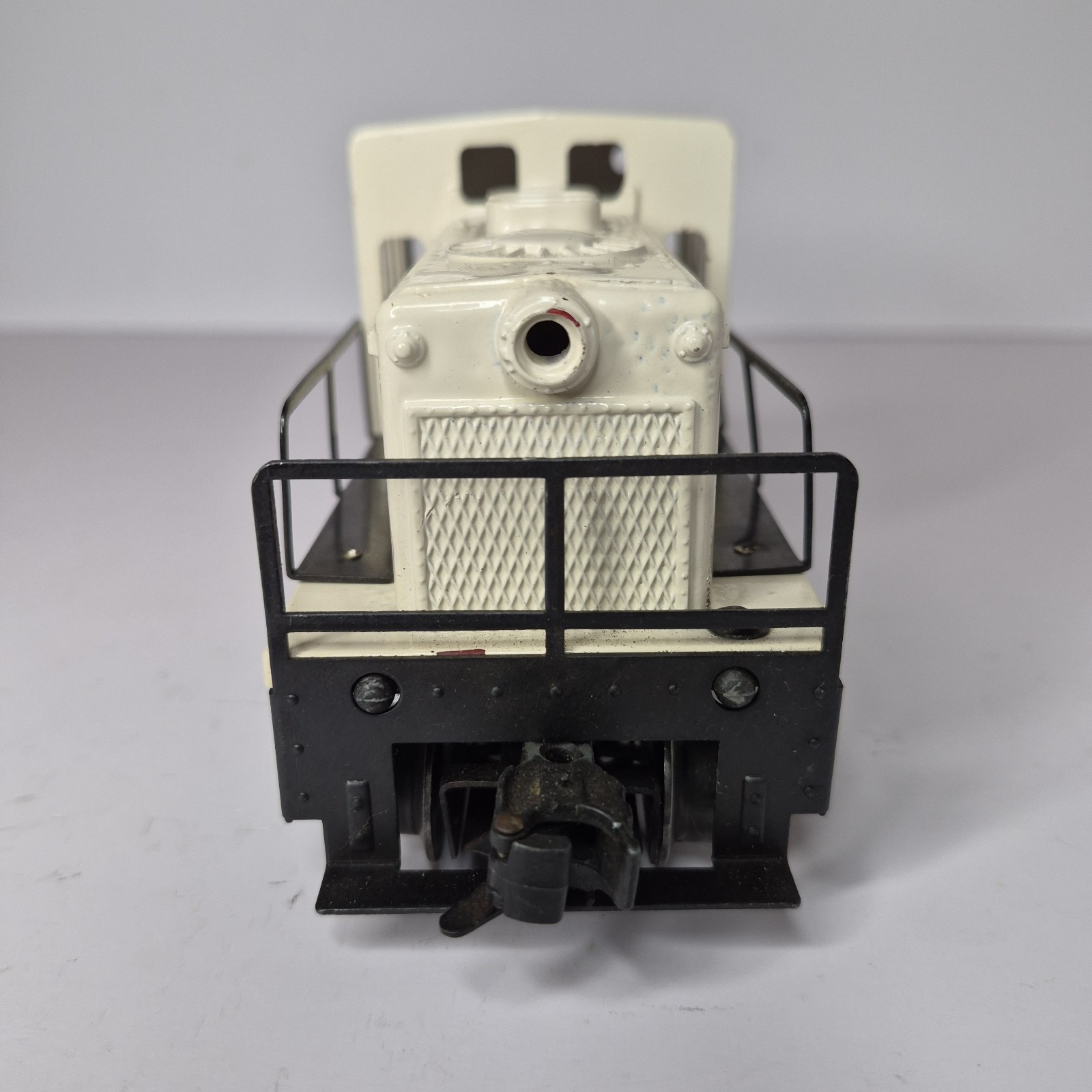 O Gauge Switcher White Locomotive 2-4-2 Runs No Lights Repainted