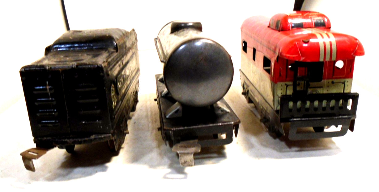 THREE VINTAGE MARX TIN 4 WHEEL rolling stock assortment – SA H