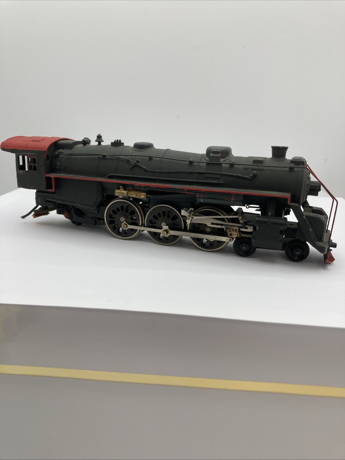 Vintage Unbranded Train HEAVY Metal Locomotive Looks Great Untested 7” Long