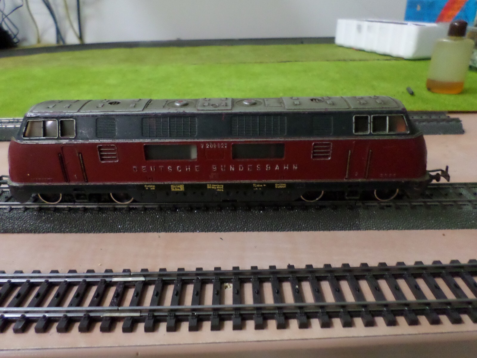 Marklin 3021 HO DB V200 Diesel Locomotive 3 Rail Analogue C5 (a)