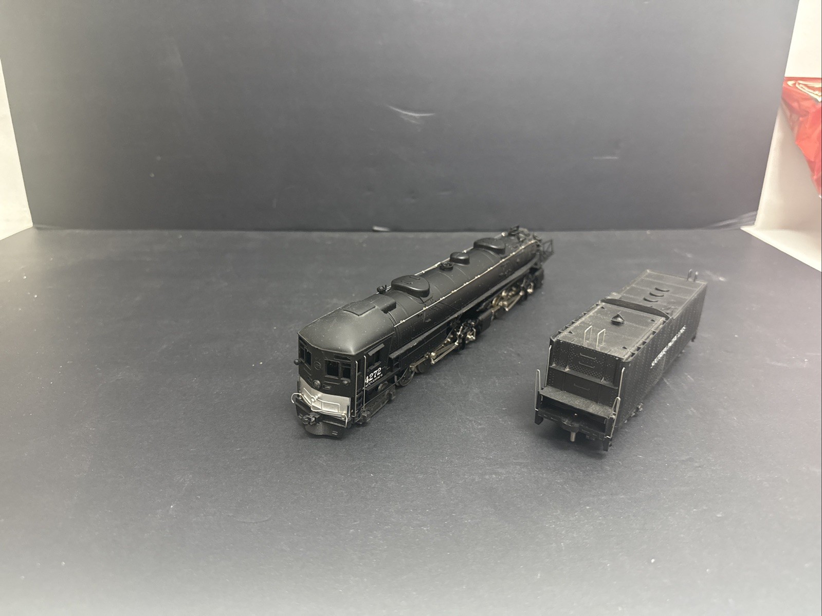 Rivarossi 1248 HO Scale Cab-Forward AC11 4-8-8-2 Southern Pacific with Headlight