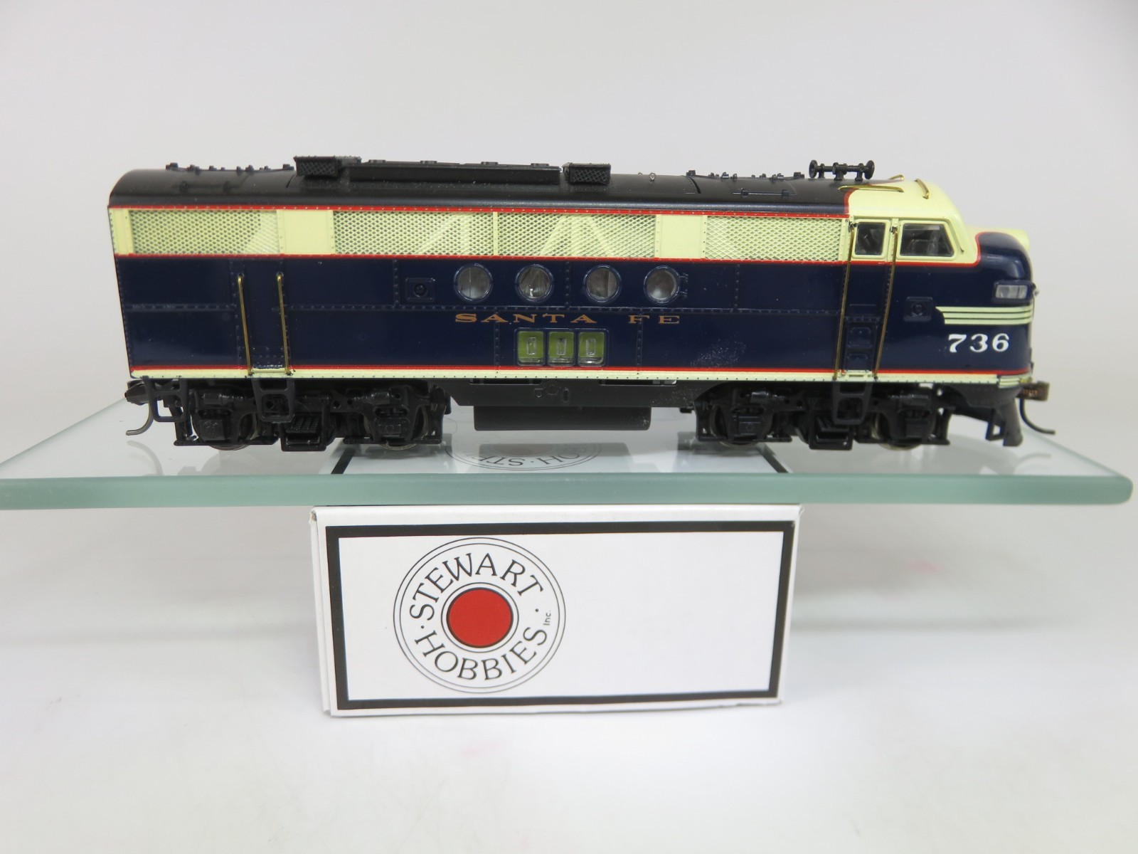 Stewart Hobbies HO Scale AT&SF Santa Fe EMD FT Diesel Locomotive #736 DCC