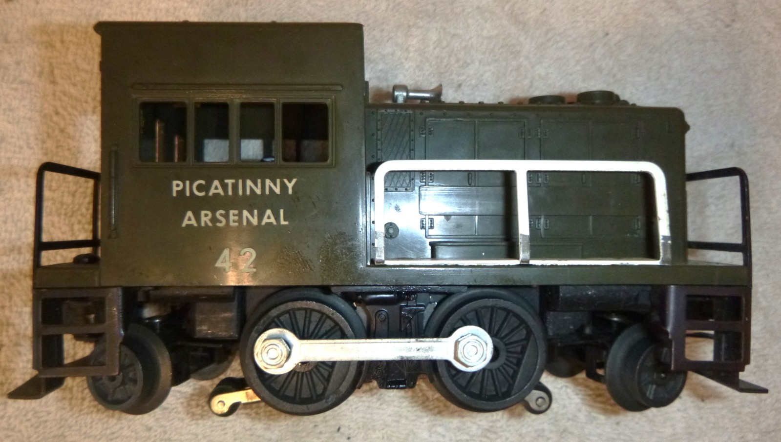 Lionel 42 Picatinny Arsenal switcher – OB and instructions
