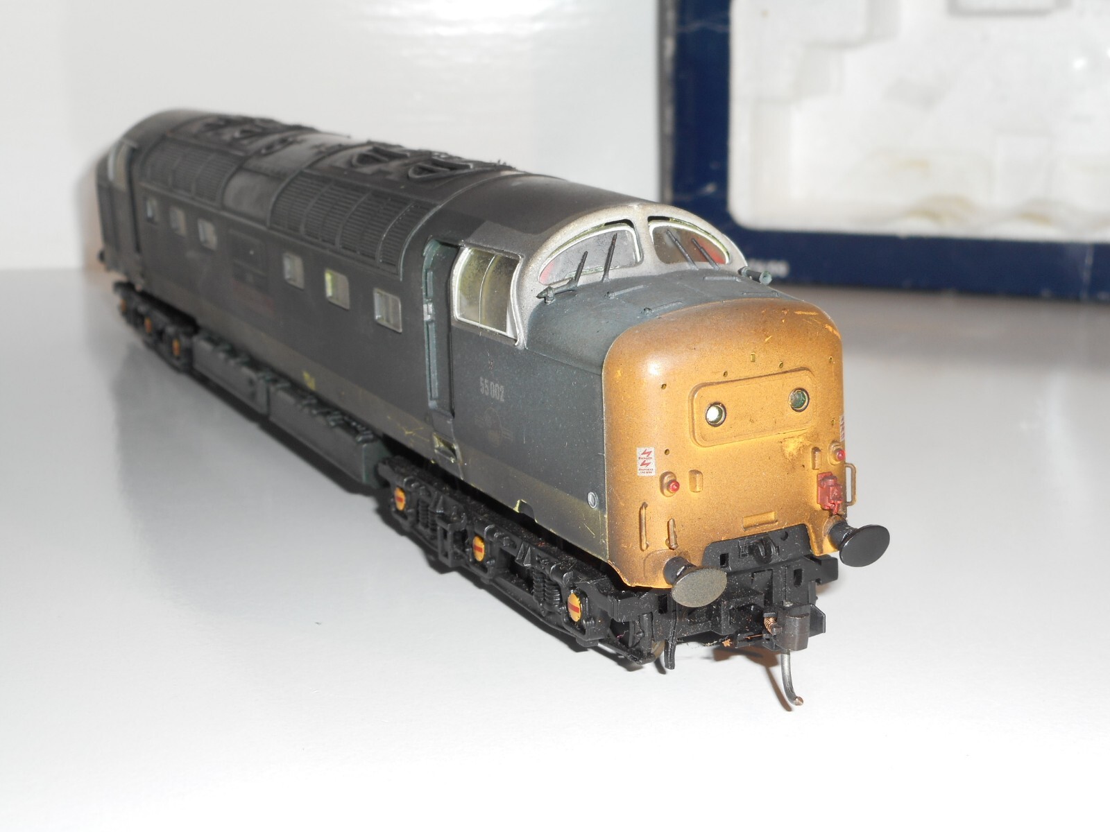 Bachmann 32-525A DCC Class 55 Deltic Co-Co Diesel The Kings Own Yorkshire. OO.