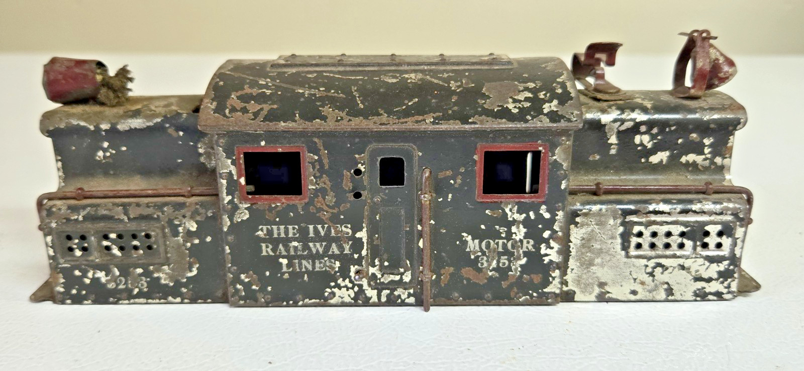 IVES No. 3253 ELECTRIC OUTLINE LOCOMOTIVE SHELL ONLY – Prewar O Gauge
