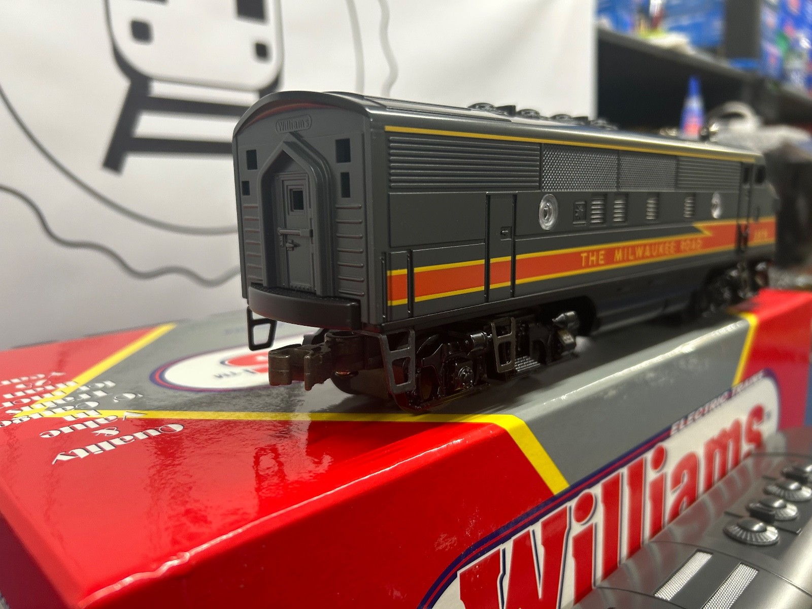 Williams (Repro) Milwaukee Road F-3 AA Diesel Engine Set w/ True Blast 2 *READ*