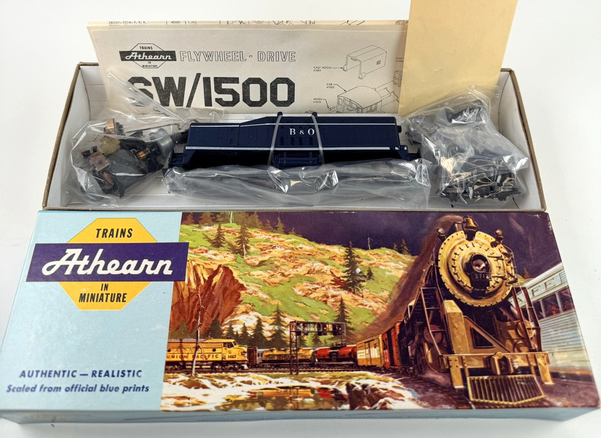 Athearn HO Baltimore & Ohio 4034 SW-1500 RTR Calf Powered