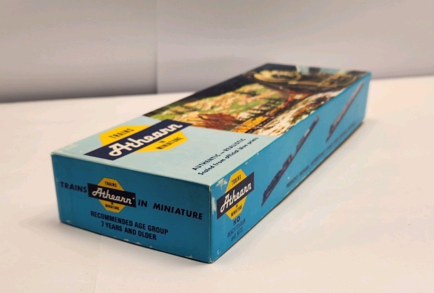ATHEARN 4630 HO NORFOLK SOUTHERN GP50 POWERED DIESEL LOCOMOTIVE 5246 UNBUILT B3