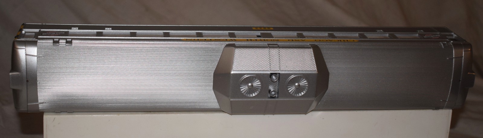 MTH Budd RDC Car Shell Chicago North Western CNW #9933 O Gauge Production Sample