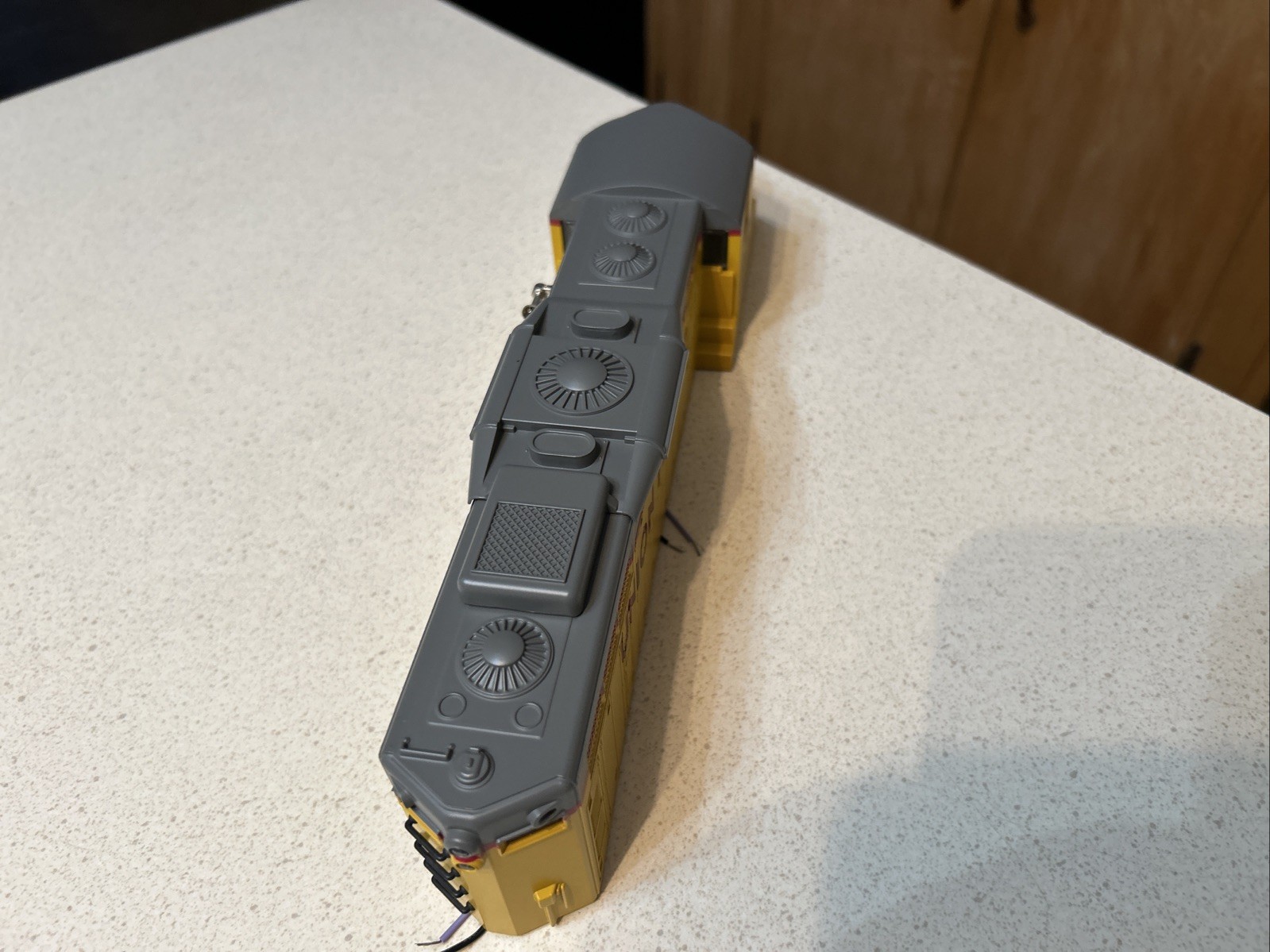 Lionel Union Pacific O Gauge Yellow And Gray Diesel # 1977 Shell Only Lighted