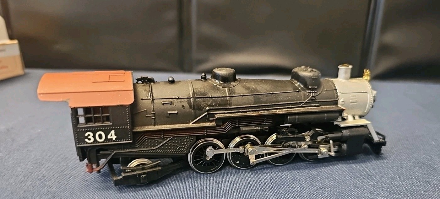 IHC Mikado Union Pacific Lines Black Locomotive M9352 W/BOX RARE 🔥👀