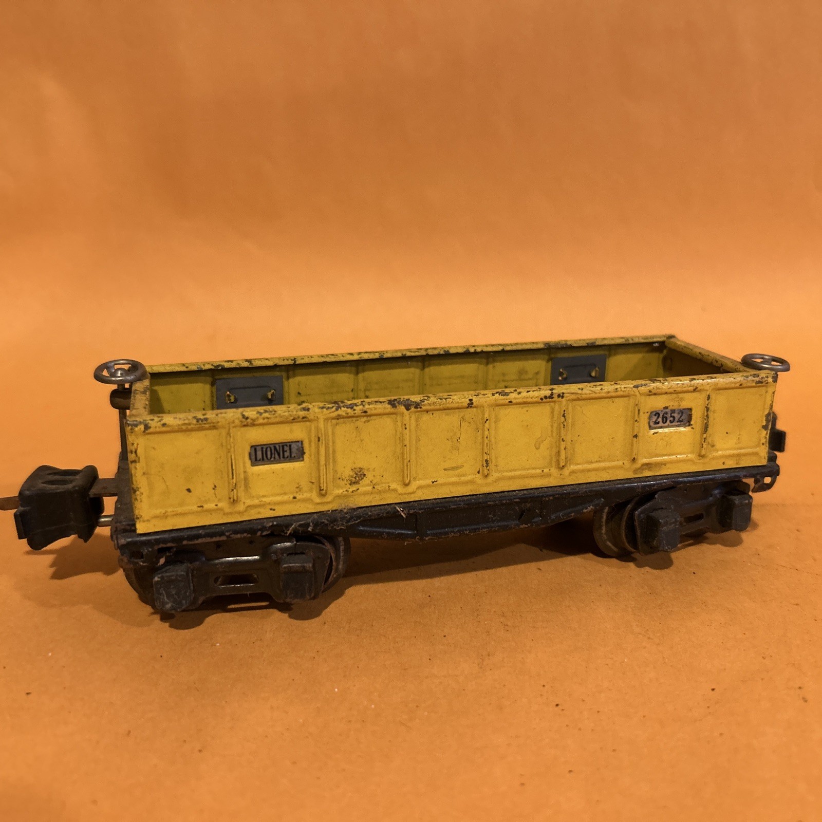 Lionel O vintage prewar 265E Commodore Vanderbilt Locomotive, Tender, + 4 Cars