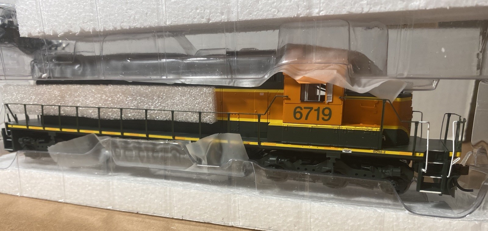 Athearn 98250 BNSF SD40-2 Engine Locomotive- New In Box -Tested Runs-DCC READY