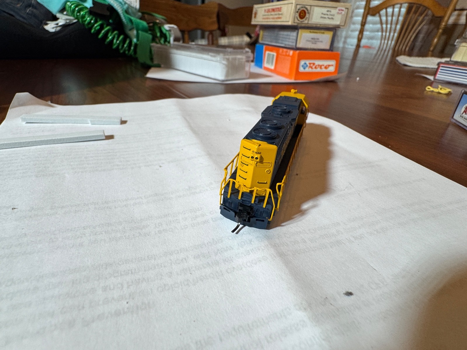 ATLAS N SCALE CLASSIC #40 002 747 SANTA FE GP-38 LOW NOSE LOCOMOTIVE #2302