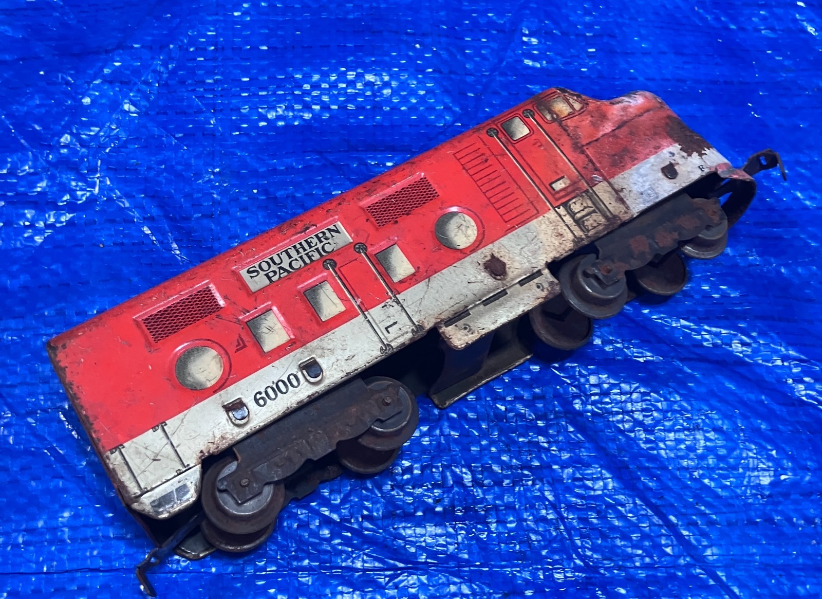 Marx Southern Pacific 6000 Diesel Locomotive O Gauge Orange Silver Tin Vintage