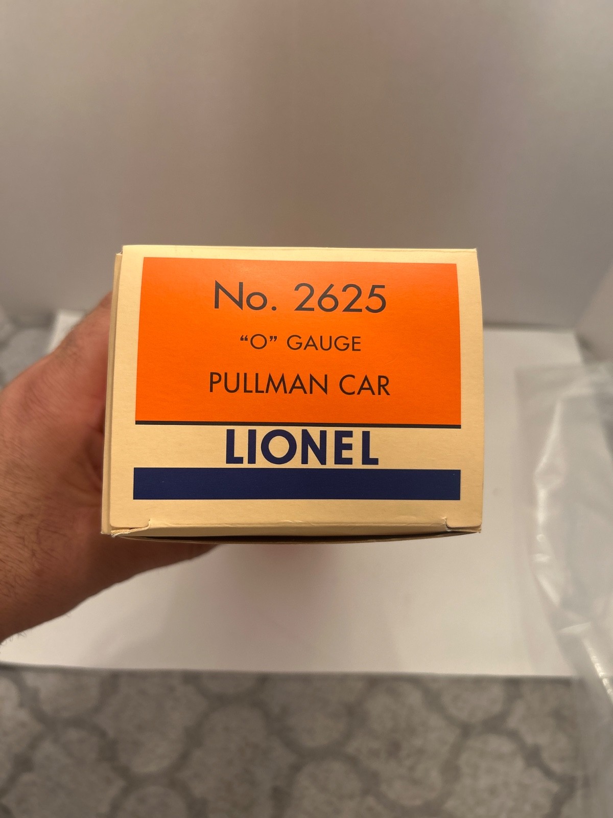 Lionel Trains – 2625 O Gauge – Irvington Pullman Car with Original Box