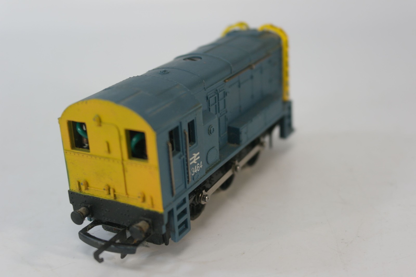Wrenn W2232 0-6-0 Diesel Shunter in BR Blue. Used. OO Gauge