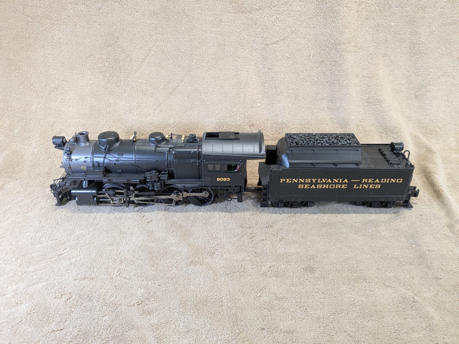 Pennsylvania Reading Seashore Lines O Scale Premier 2-8-0 Steam Engine w/ PS 3.0