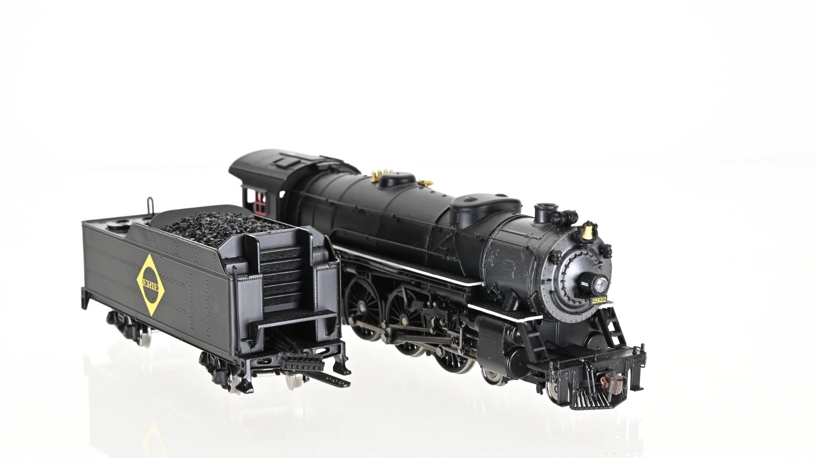 Broadway Limited 4-6-2 USRA Heavy Pacific Erie 2922 DCC w/Sound HO scale