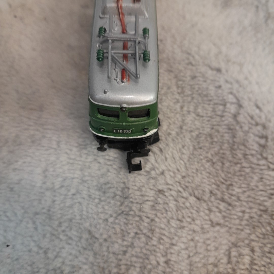 N Scale 9mm 1:160 Arnold Rapido 0235 Electric Locomotive Green Vintage-As Is