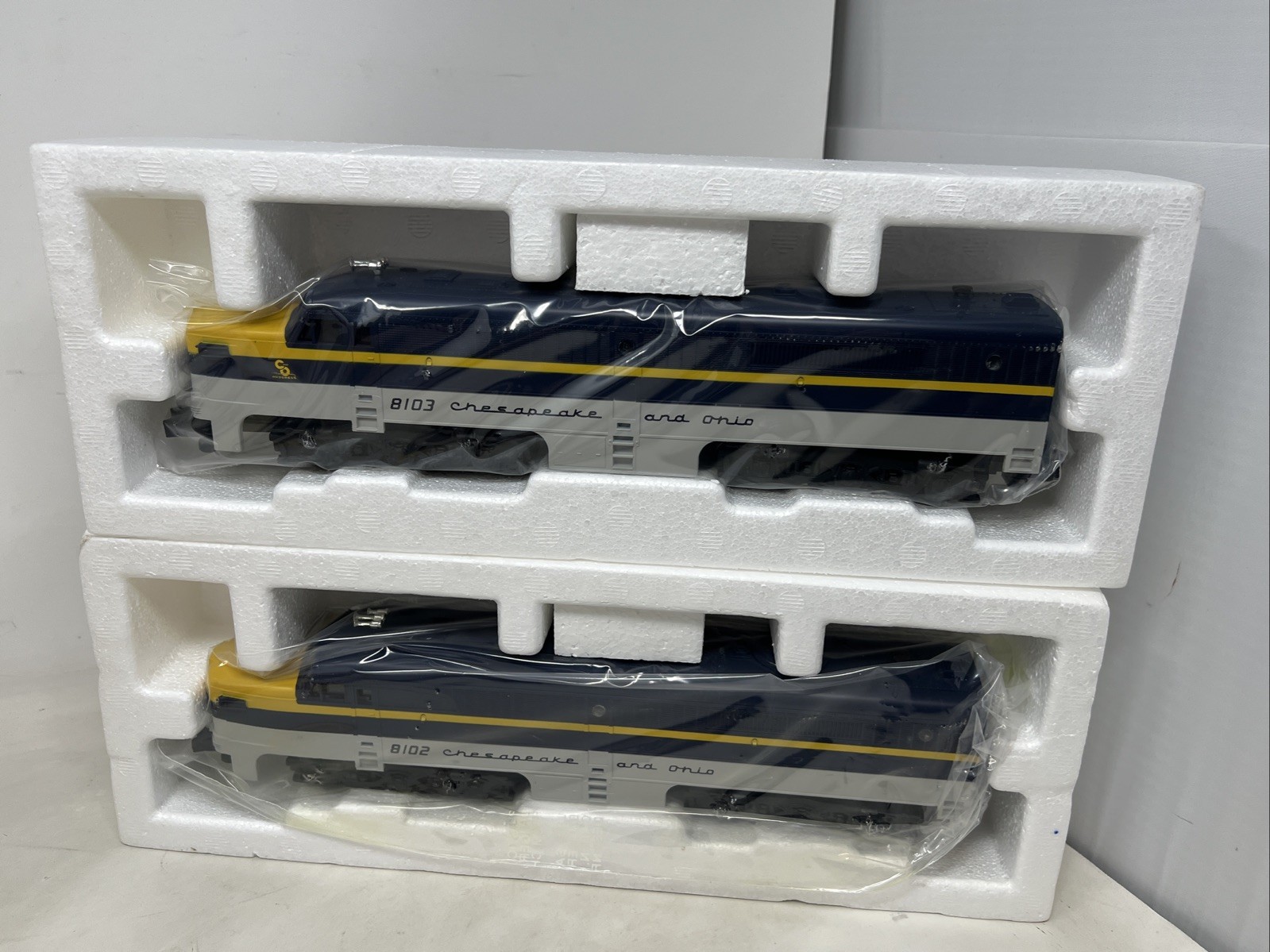 American Flyer S Gauge C&O PA-1 Diesel Locomotives Powered & Dummy 6-48102 LNIB