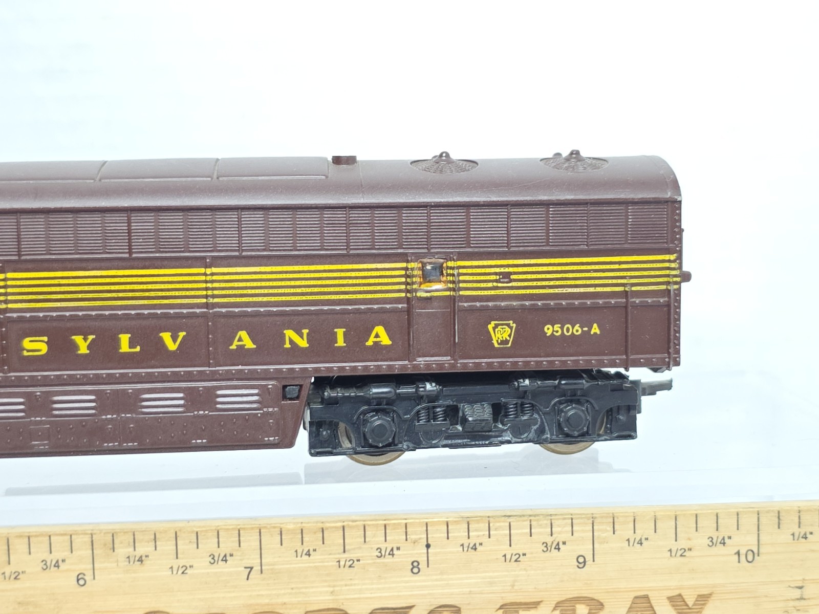 AHM HO Scale Dummy Pennsylvania PRR 9506 C-liner Diesel Loco Need Rear Coupler