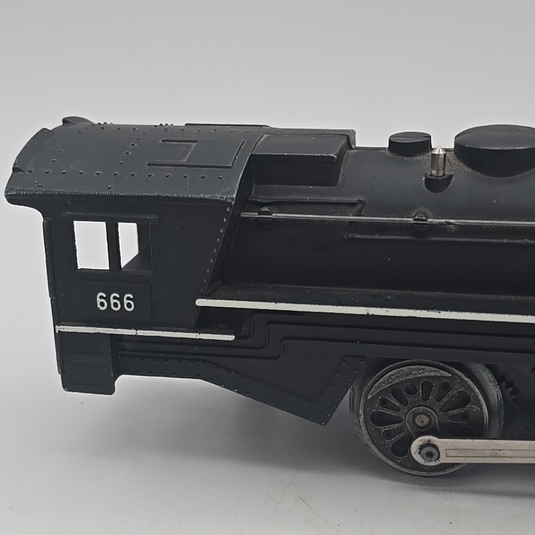 MARX 666 Postwar 2-4-2 Steam Locomotive Union Pacific Tender O Gauge Metal READ
