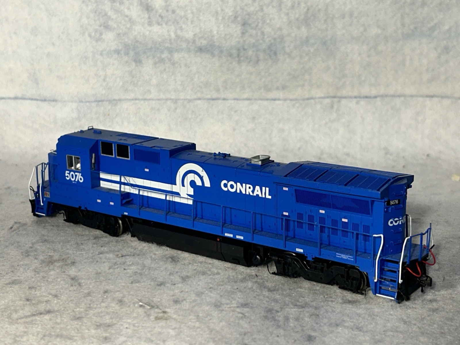 Handsome ATLAS Master CONRAIL Dash 8-40B Locomotive Decoder Equipped HO
