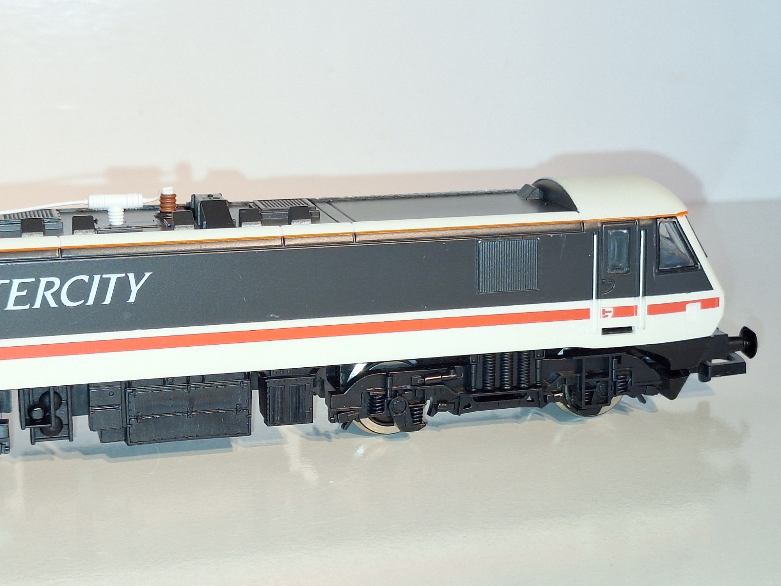 Hornby R242 BR Class 90 Intercity Loco. New Old Stock. Mint Cond. Boxed.OO Scale