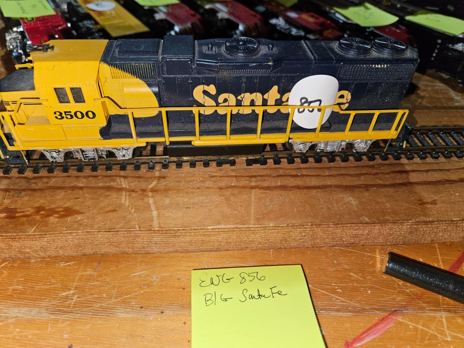 SANTA FE 3500 BLUE AND GOLD, SOME MOVEMENT, POSSIBE LOOSE CONNECTIONS, SEE VIDEO