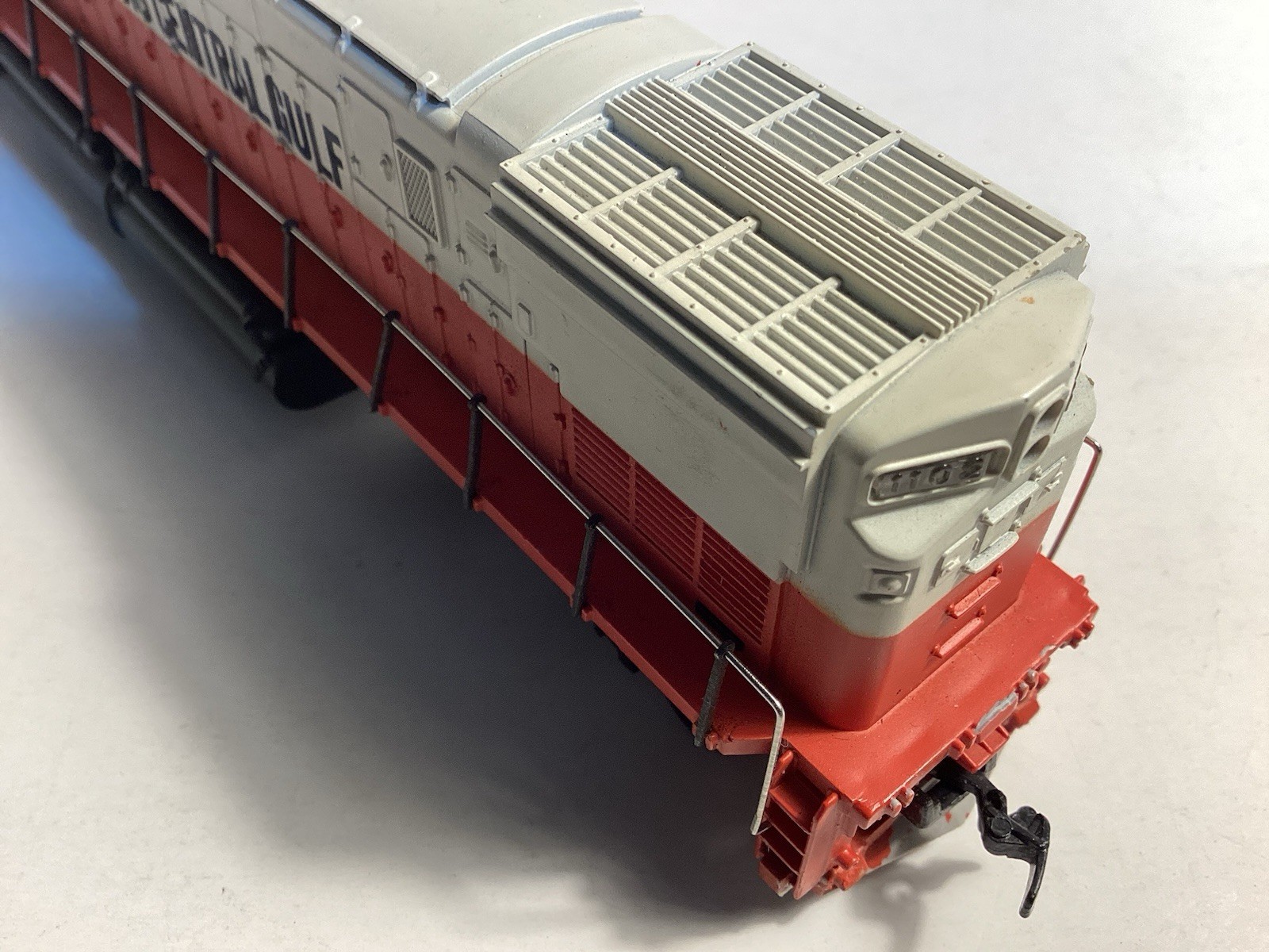 TYCO/Mantua HO #4301 IC Illinois Central Train Engine C630 Runs Well New Parts