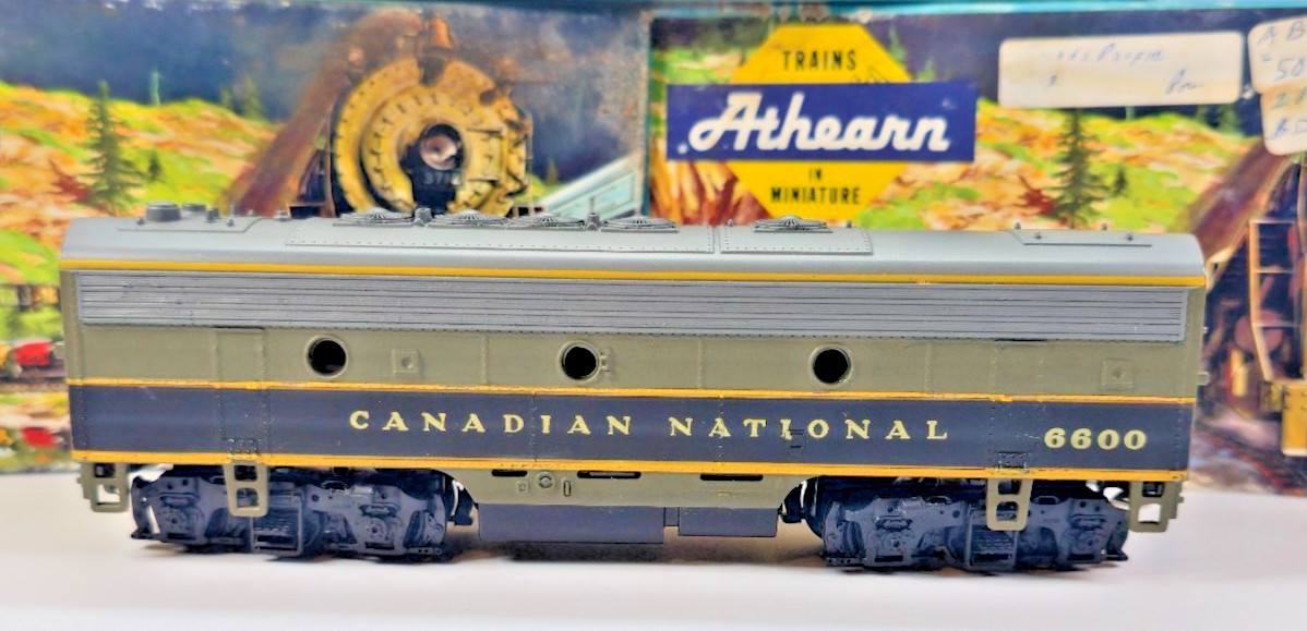 Vntg Athearn HO Canadian National F7A Powered F7B Powered + Dummy B Unit Tested
