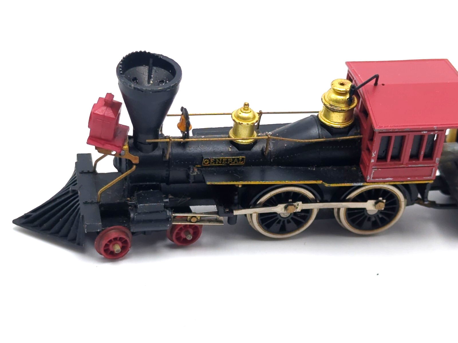 Mantua General 3960 Locomotive with Tender 3240 HO Scale Model Train Untested