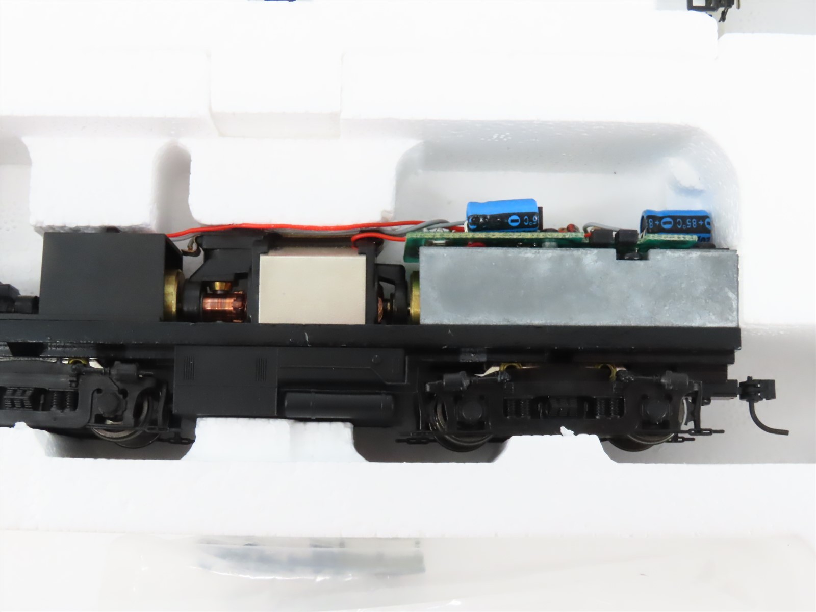HO Scale Proto 2000 SAL Seaboard Air Line ALCO FB1 Diesel #4300 – BAD GEARS