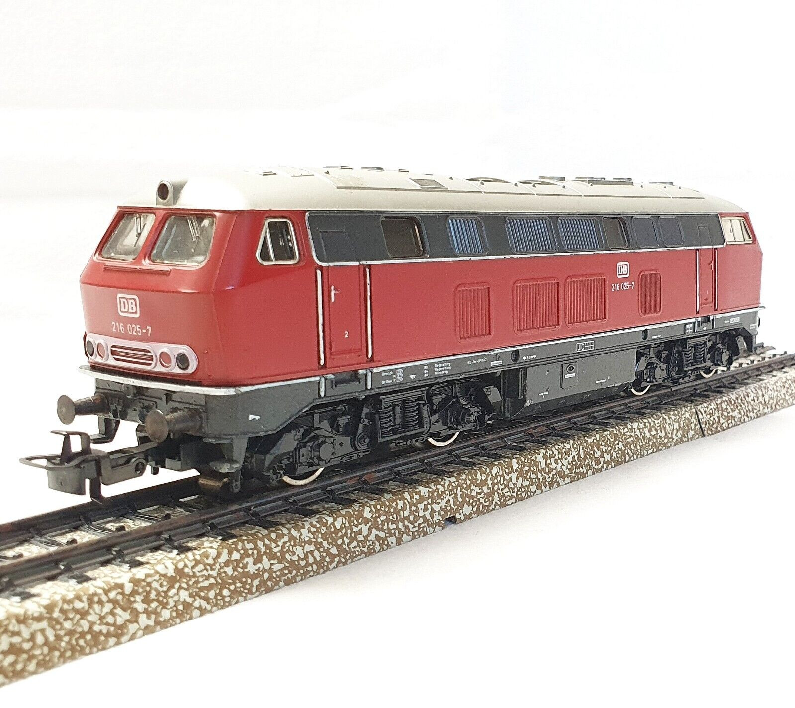 Marklin AC HO 1:87 German DB BR 216 “STANDARD DB” Red DIESEL LOCOMOTIVE MIB`85!