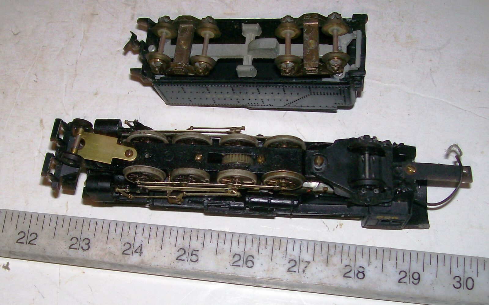2-8-2 Mikado Pennline/Bowser Metal HO Steam Locomotive & Tender PENNSYLANIA RR