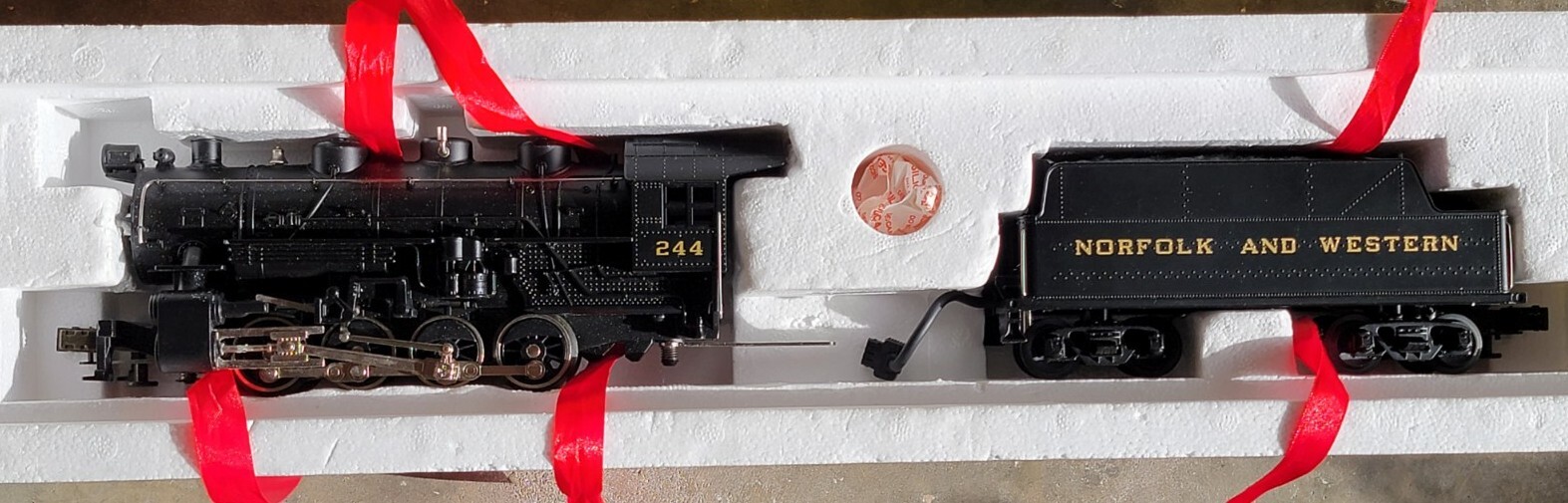Railking By MTH 0-8-0 Switch Engine Norfolk & Western #244
