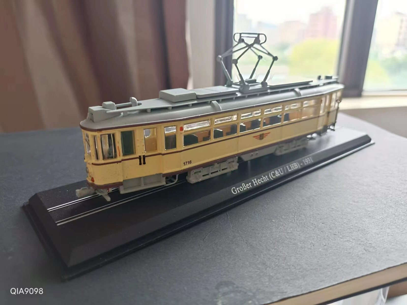 New 1/87 HO Scale GroBer Hecht (C&U / LHB) – 1931 Plastic Train Locomotive Model