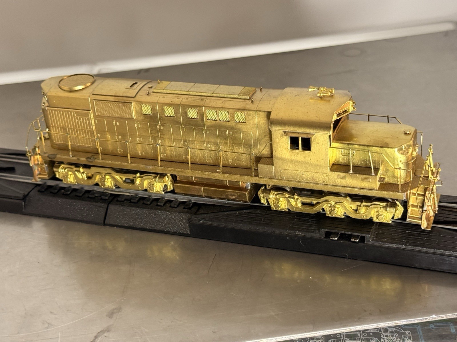 ALCO Models HO Brass ALCO DL-702 Diesel Locomotive D-124L KMT Japan