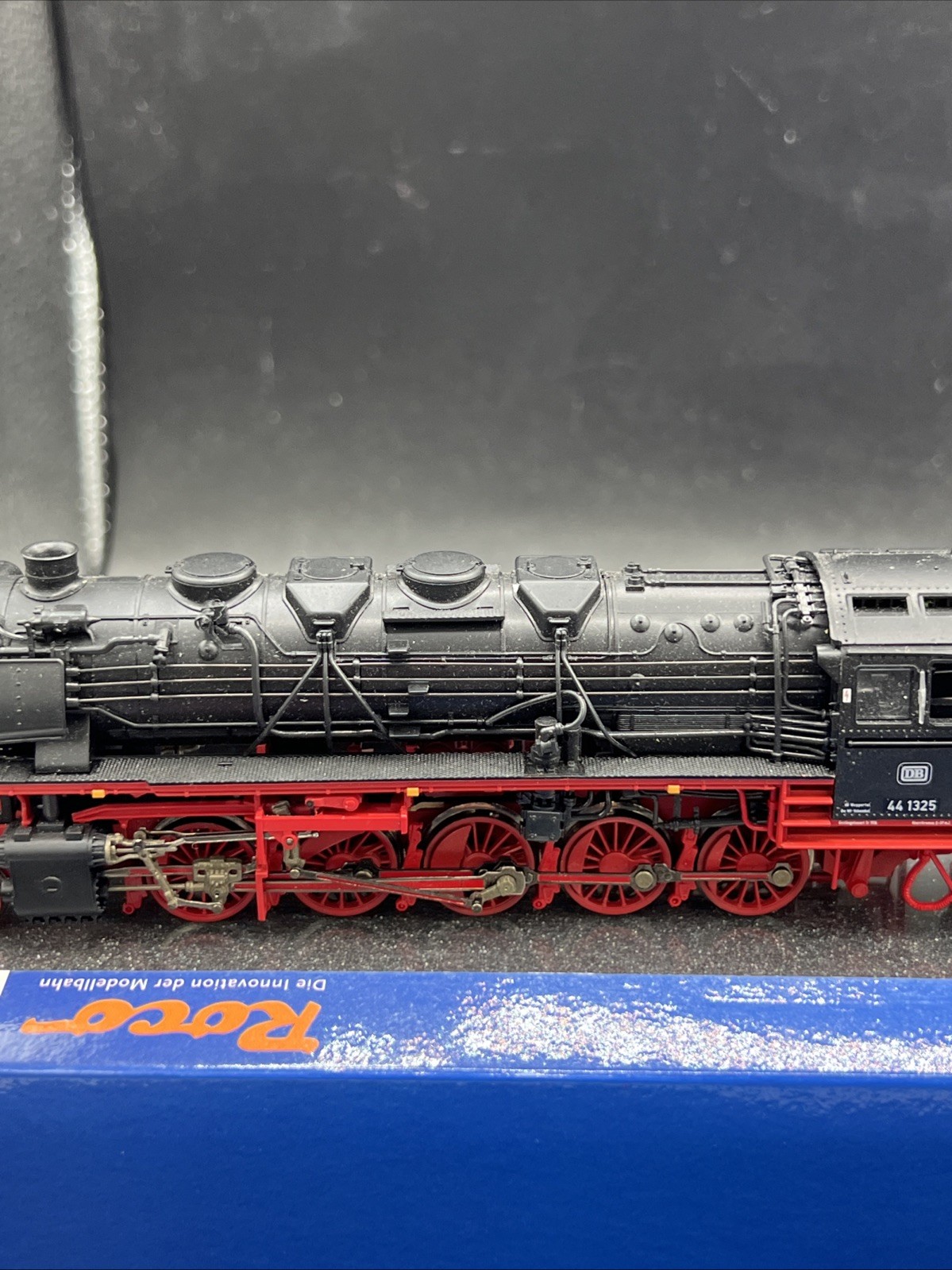 Roco HO Scale 72235 BR44 DB German Steam Locomotive DCC And Sound